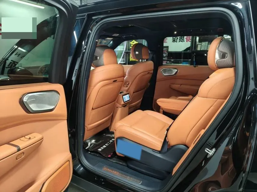 2025 LYNK&CO 900 2.0T 254HP L4 3DHT PHEV,autocango,china used car exporter,china ev exporter,chinese used car exporter,chinese used ev exporter