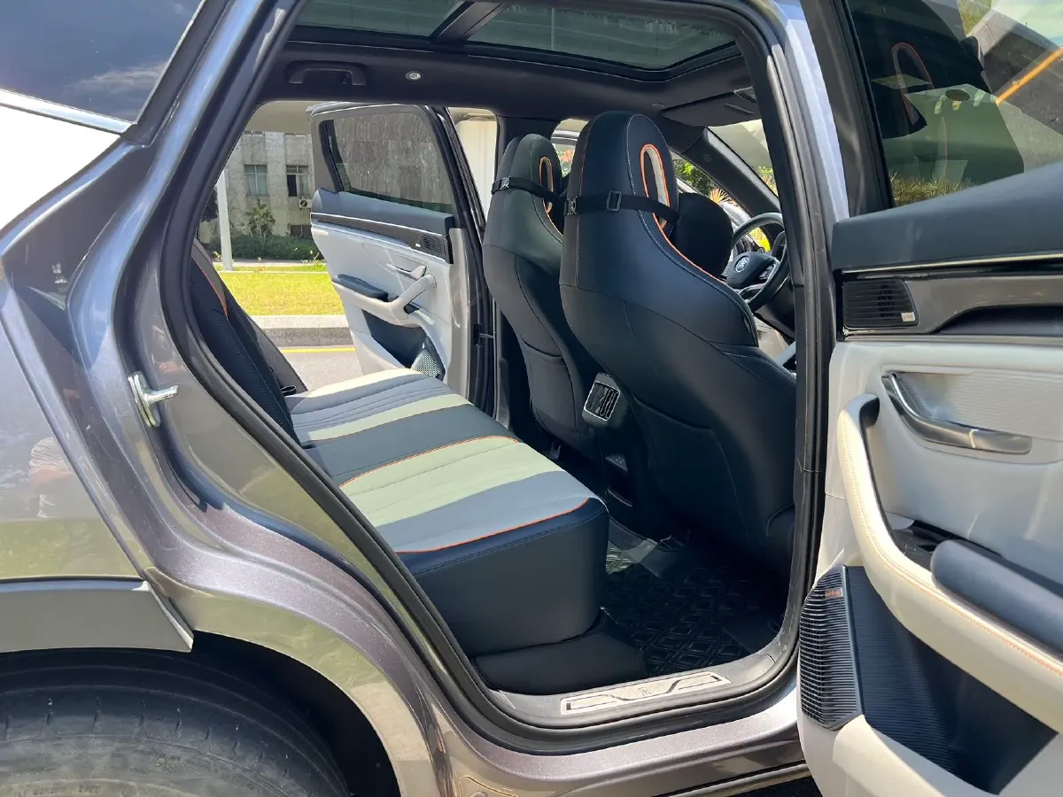 2022 Hyundai Tucson 2.0L 150HP L4 6AT Hybrid,autocango,china used car exporter,china ev exporter,chinese used car exporter,chinese used ev exporter