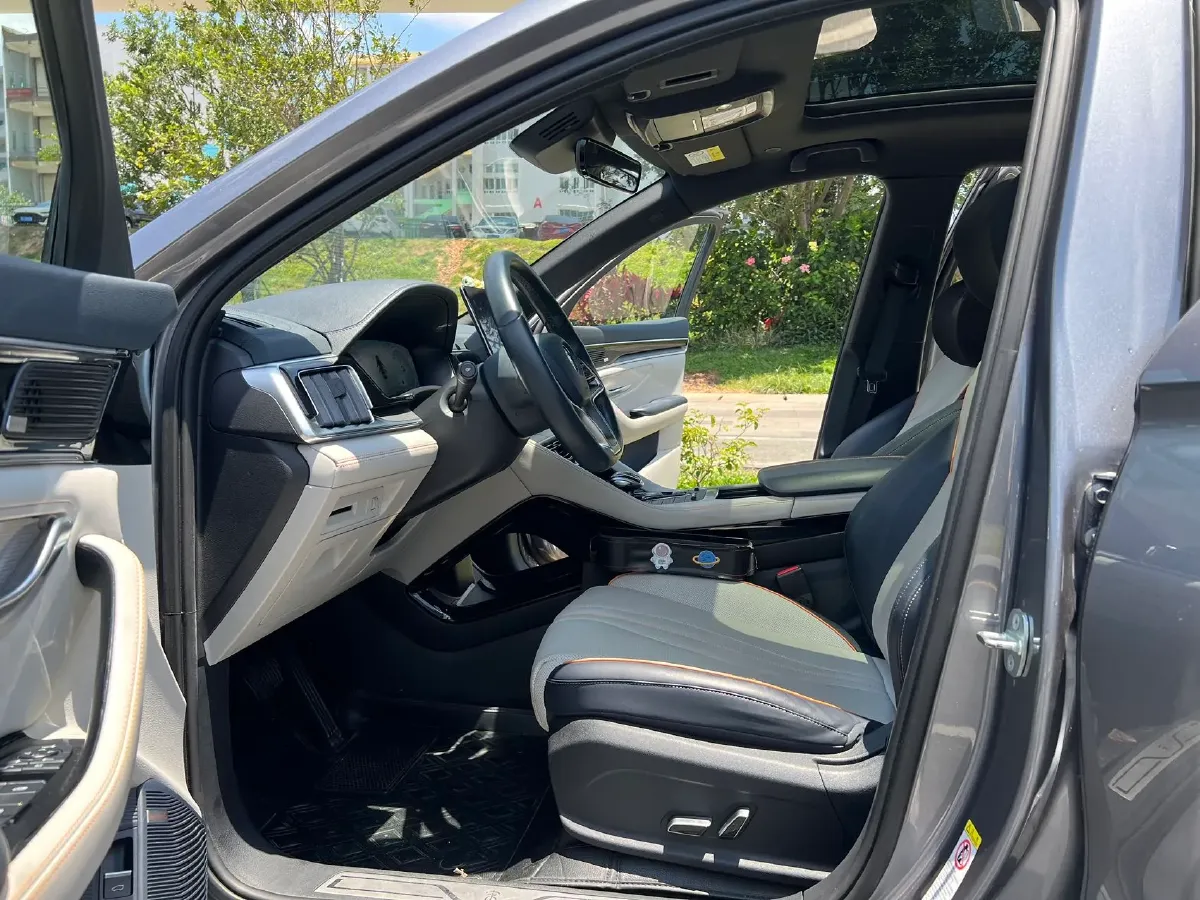 2022 Hyundai Tucson 2.0L 150HP L4 6AT Hybrid,autocango,china used car exporter,china ev exporter,chinese used car exporter,chinese used ev exporter