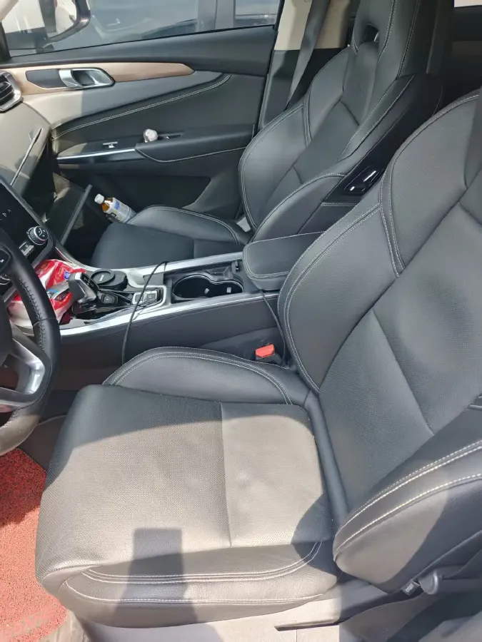 2019 LYNK&CO 01 2.0T 190HP L4 6AT,autocango,china used car exporter,china ev exporter,chinese used car exporter,chinese used ev exporter