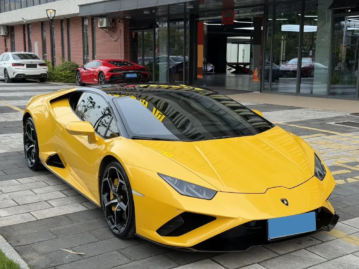 2020 Lamborghini Huracán 5.2L 611HP V10 7DCT,autocango,china used car exporter,china ev exporter,chinese used car exporter,chinese used ev exporter