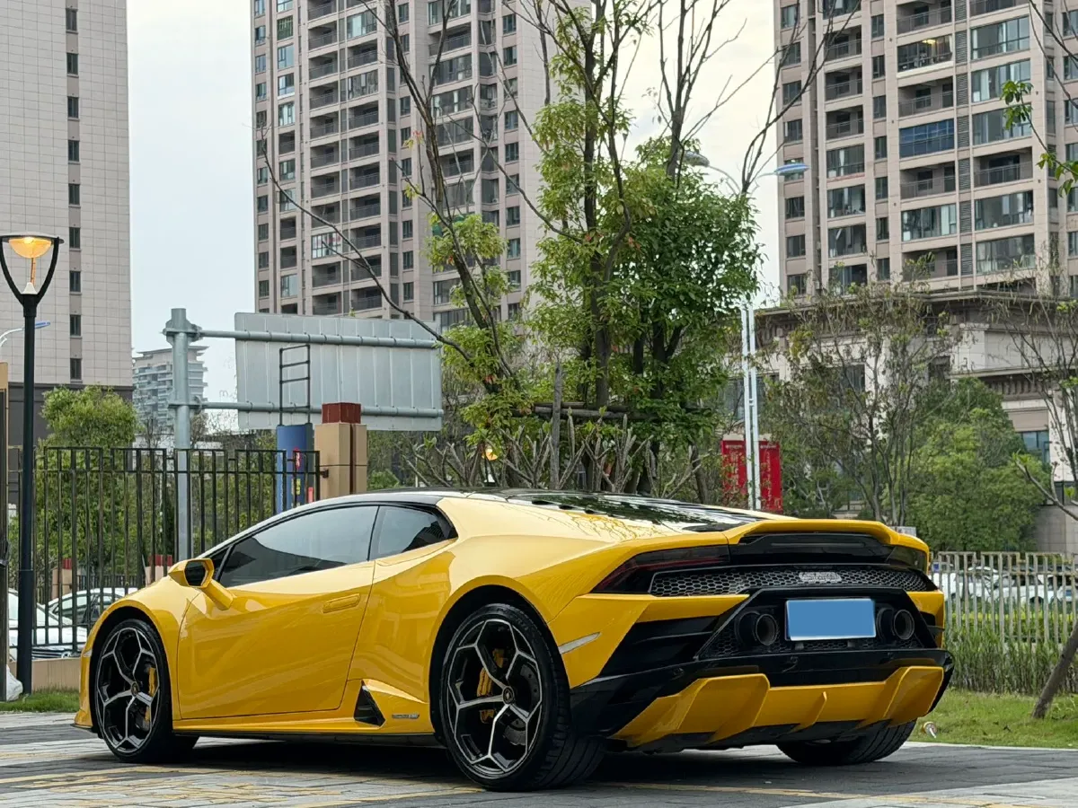 2020 Lamborghini Huracán 5.2L 611HP V10 7DCT,autocango,china used car exporter,china ev exporter,chinese used car exporter,chinese used ev exporter