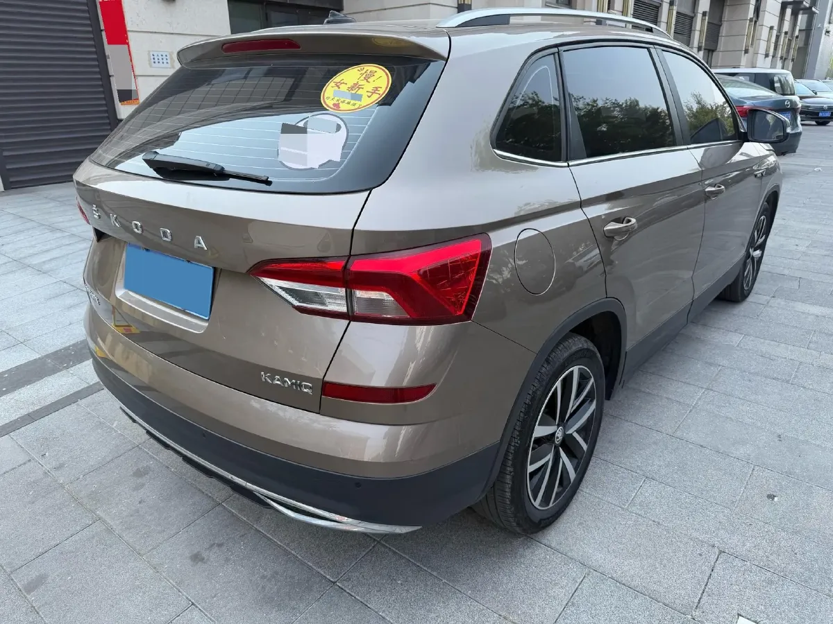 2022 Skoda Kamiq 1.5L 112HP L4 6AT,autocango,china used car exporter,china ev exporter,chinese used car exporter,chinese used ev exporter