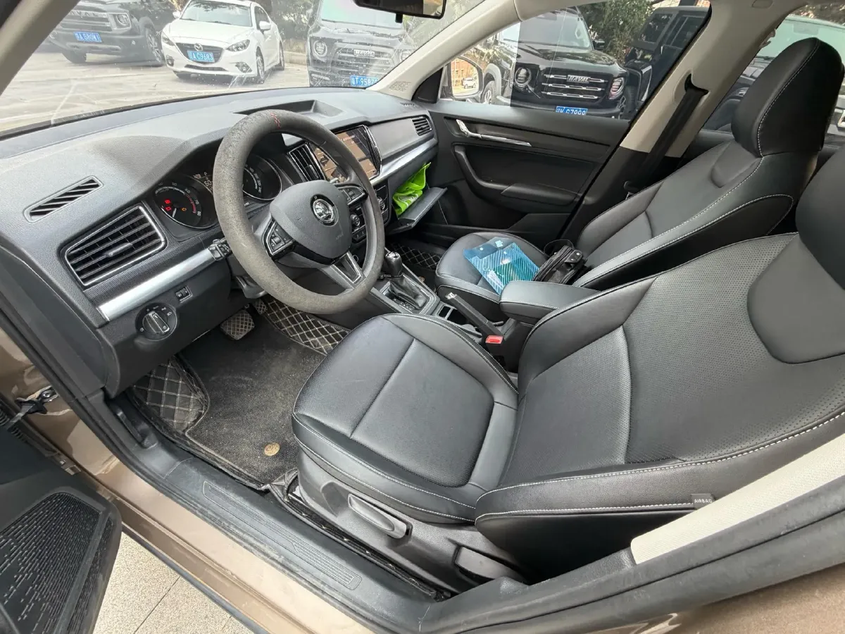 2022 Skoda Kamiq 1.5L 112HP L4 6AT,autocango,china used car exporter,china ev exporter,chinese used car exporter,chinese used ev exporter
