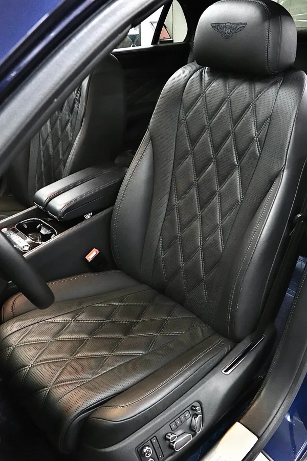 2017 Bentley Flying Spur 4.0T 507HP V8 8AT,autocango,china used car exporter,china ev exporter,chinese used car exporter,chinese used ev exporter