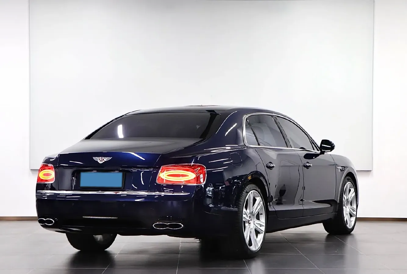 2017 Bentley Flying Spur 4.0T 507HP V8 8AT,autocango,china used car exporter,china ev exporter,chinese used car exporter,chinese used ev exporter