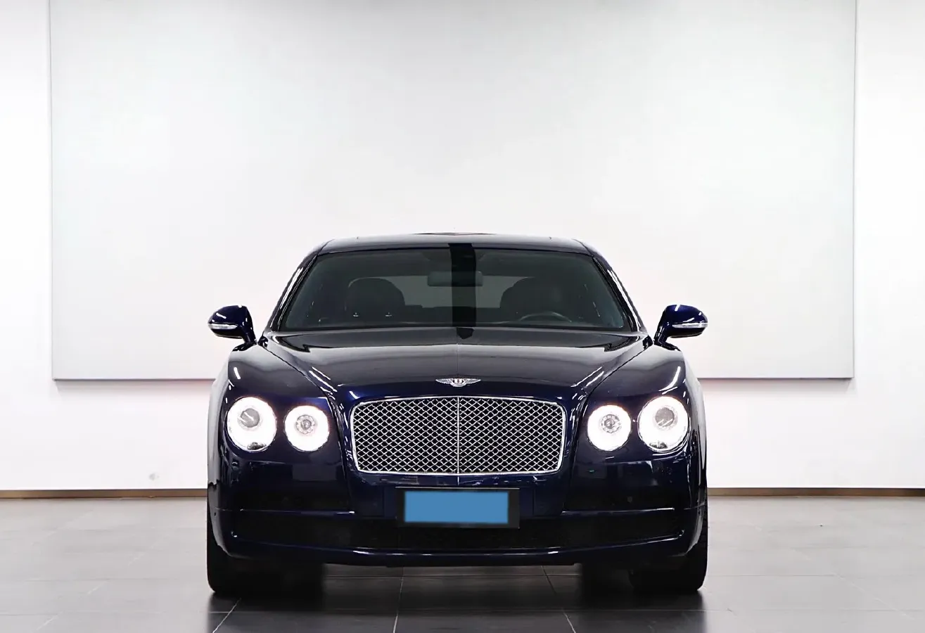 2017 Bentley Flying Spur 4.0T 507HP V8 8AT,autocango,china used car exporter,china ev exporter,chinese used car exporter,chinese used ev exporter