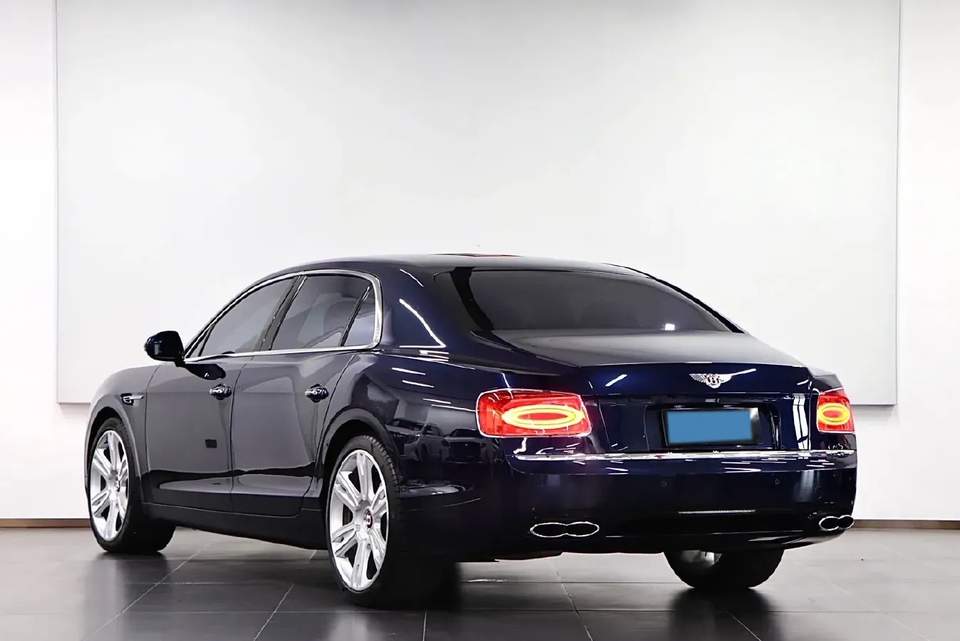 2017 Bentley Flying Spur 4.0T 507HP V8 8AT,autocango,china used car exporter,china ev exporter,chinese used car exporter,chinese used ev exporter