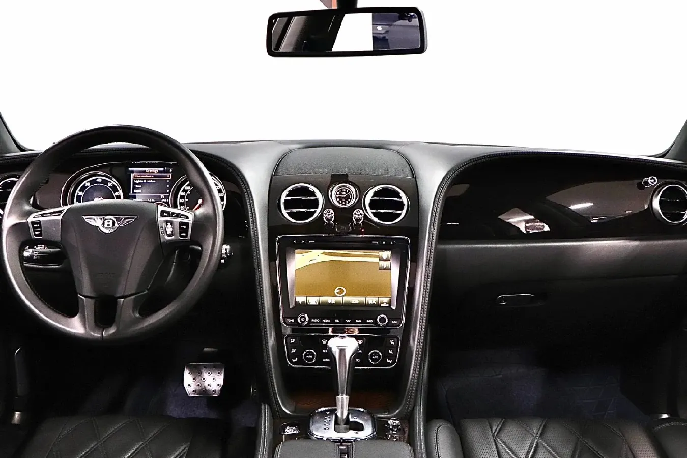 2017 Bentley Flying Spur 4.0T 507HP V8 8AT,autocango,china used car exporter,china ev exporter,chinese used car exporter,chinese used ev exporter