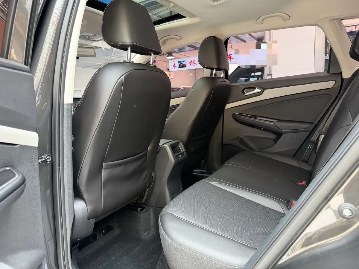 2022 Jetta VS5 1.4T 150HP L4 6AT,autocango,china used car exporter,china ev exporter,chinese used car exporter,chinese used ev exporter