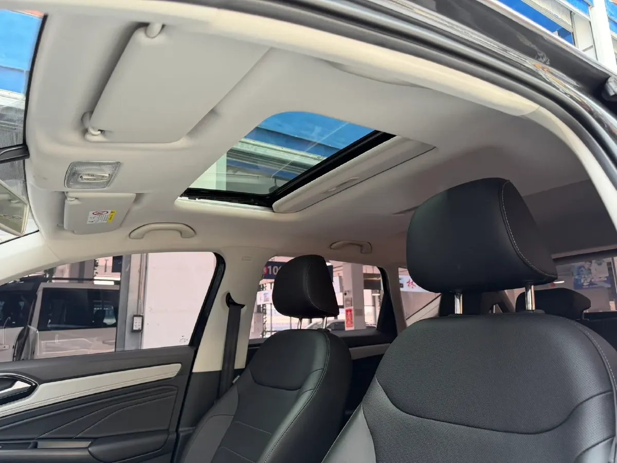 2022 Jetta VS5 1.4T 150HP L4 6AT,autocango,china used car exporter,china ev exporter,chinese used car exporter,chinese used ev exporter