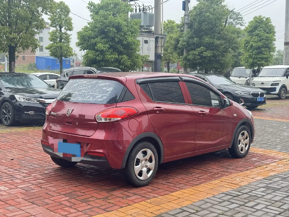2017 BaoJun 310W 1.2L 82HP L4 6MT,autocango,china used car exporter,china ev exporter,chinese used car exporter,chinese used ev exporter