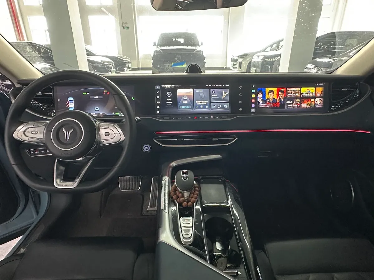 2021 Voyah FREE Range Extended 109HP REEV 33KWH,autocango,china used car exporter,china ev exporter,chinese used car exporter,chinese used ev exporter
