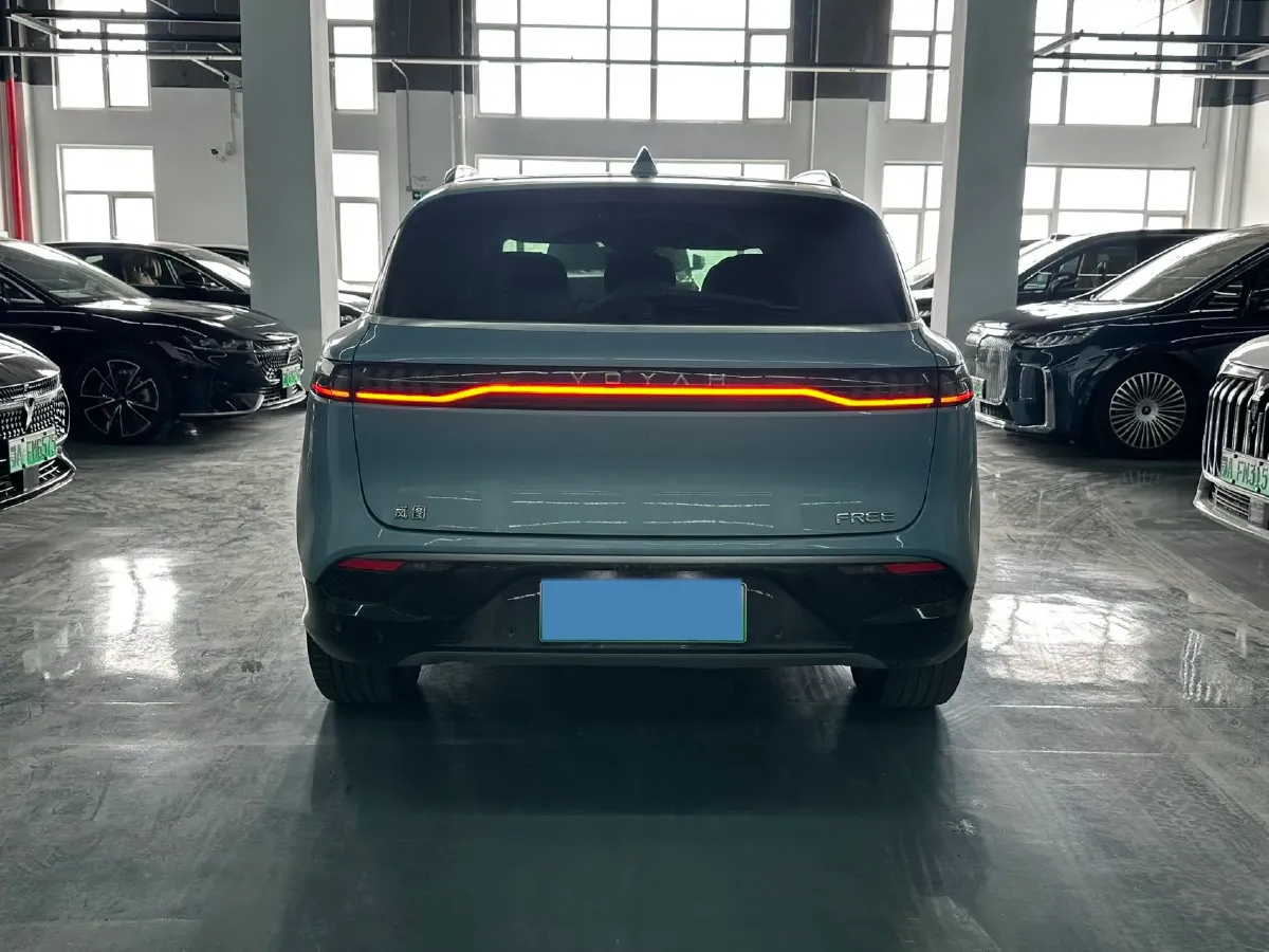 2021 Voyah FREE Range Extended 109HP REEV 33KWH,autocango,china used car exporter,china ev exporter,chinese used car exporter,chinese used ev exporter