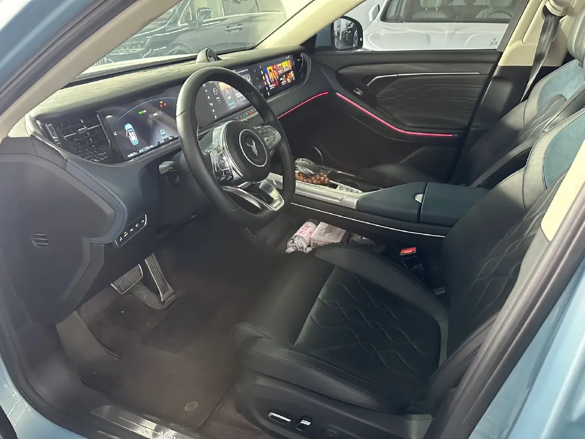 2021 Voyah FREE Range Extended 109HP REEV 33KWH,autocango,china used car exporter,china ev exporter,chinese used car exporter,chinese used ev exporter