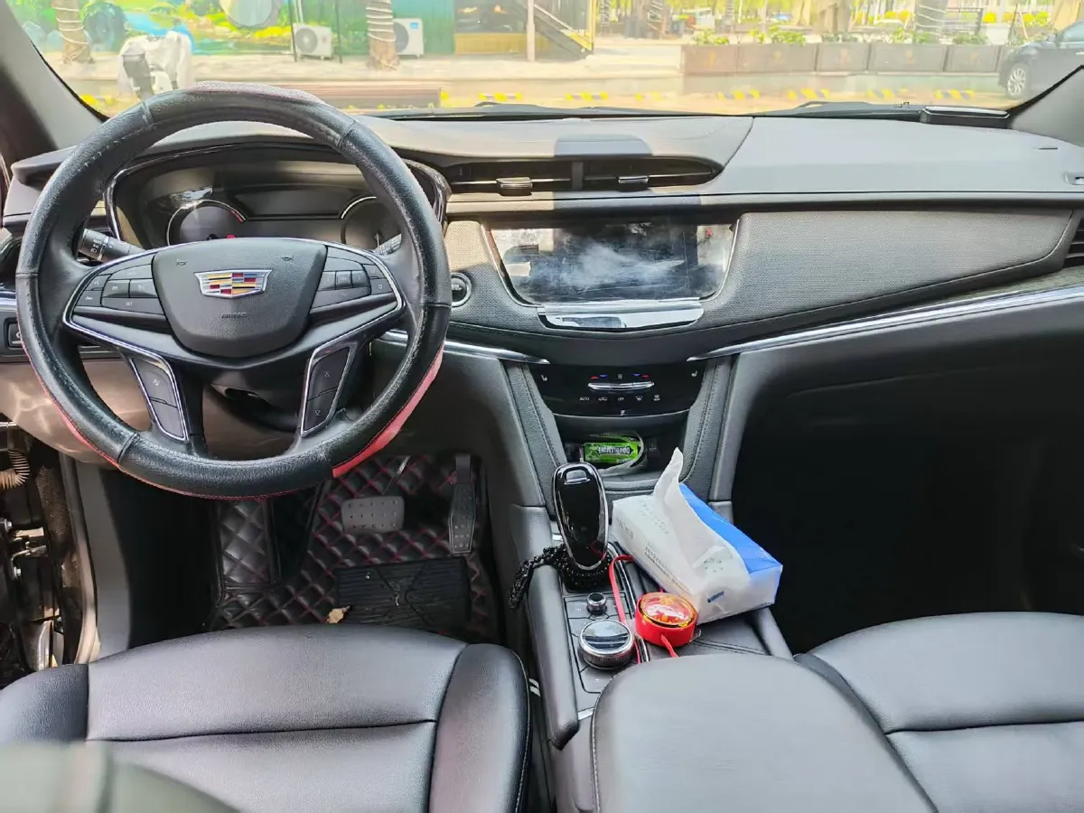 2021 Cadillac XT5 2.0T 237HP L4 9AT,autocango,china used car exporter,china ev exporter,chinese used car exporter,chinese used ev exporter