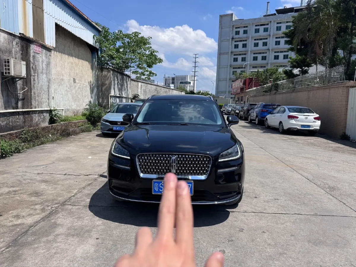 2021 Lincoln Corsair 2.0T 245HP L4 8AT,autocango,china used car exporter,china ev exporter,chinese used car exporter,chinese used ev exporter