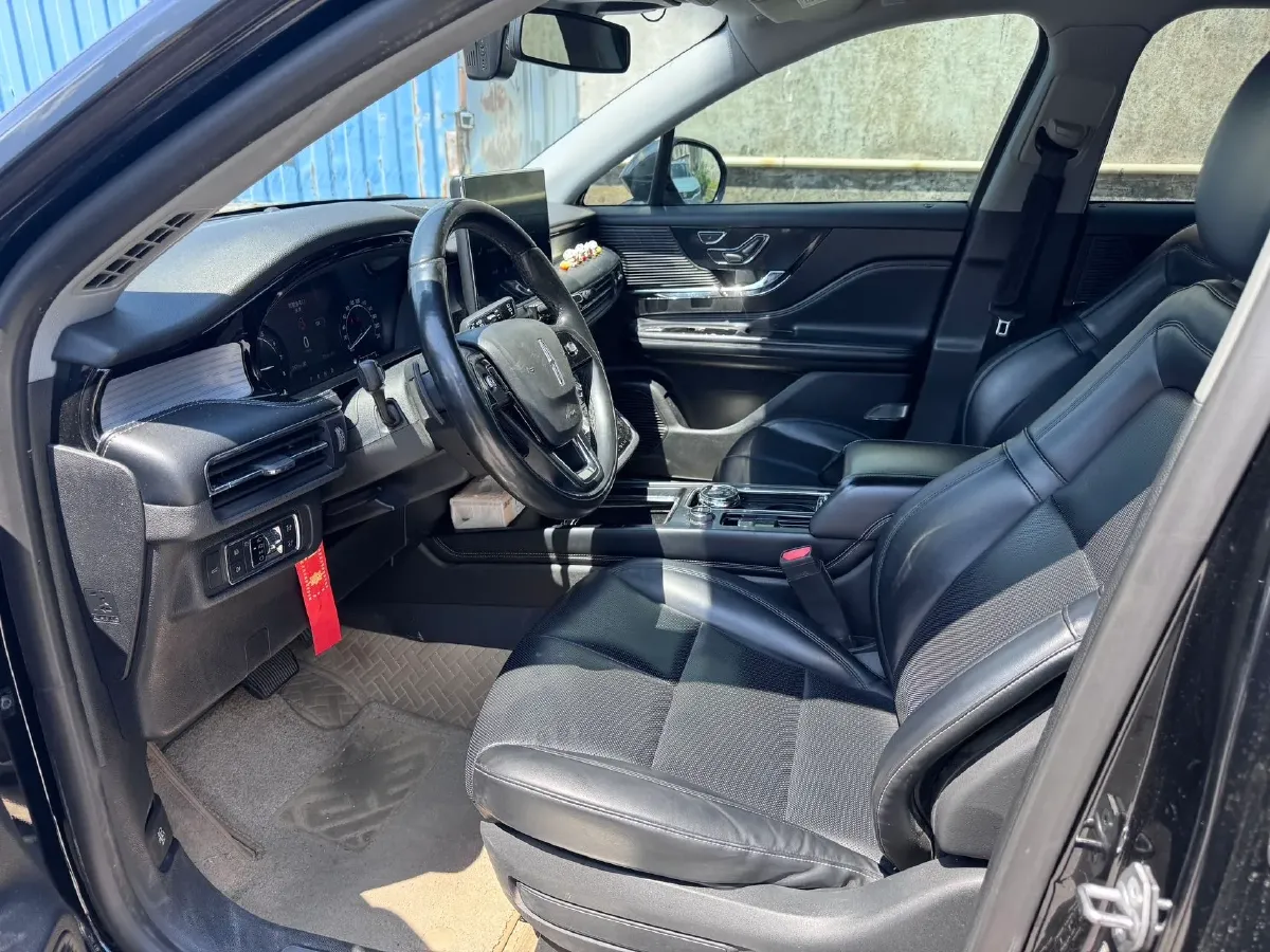 2021 Lincoln Corsair 2.0T 245HP L4 8AT,autocango,china used car exporter,china ev exporter,chinese used car exporter,chinese used ev exporter