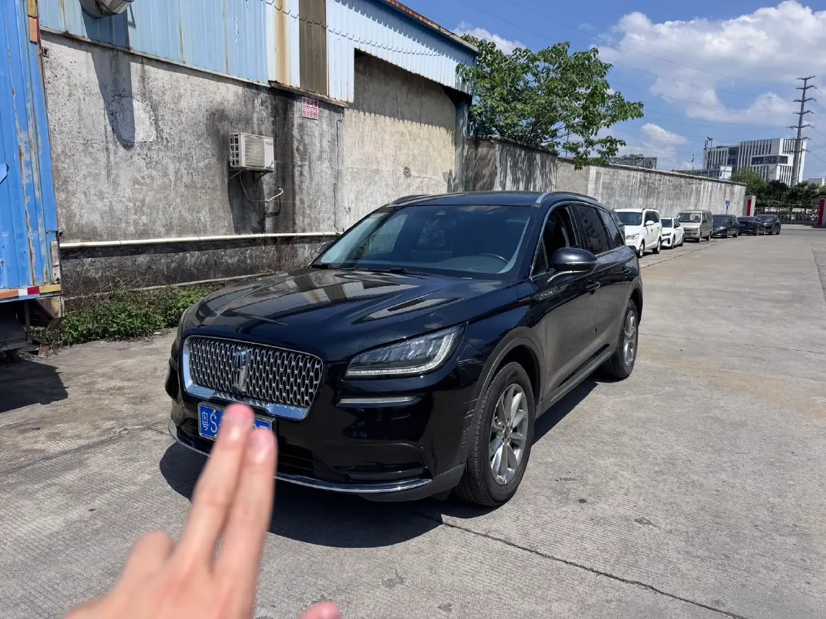 2021 Lincoln Corsair 2.0T 245HP L4 8AT,autocango,china used car exporter,china ev exporter,chinese used car exporter,chinese used ev exporter