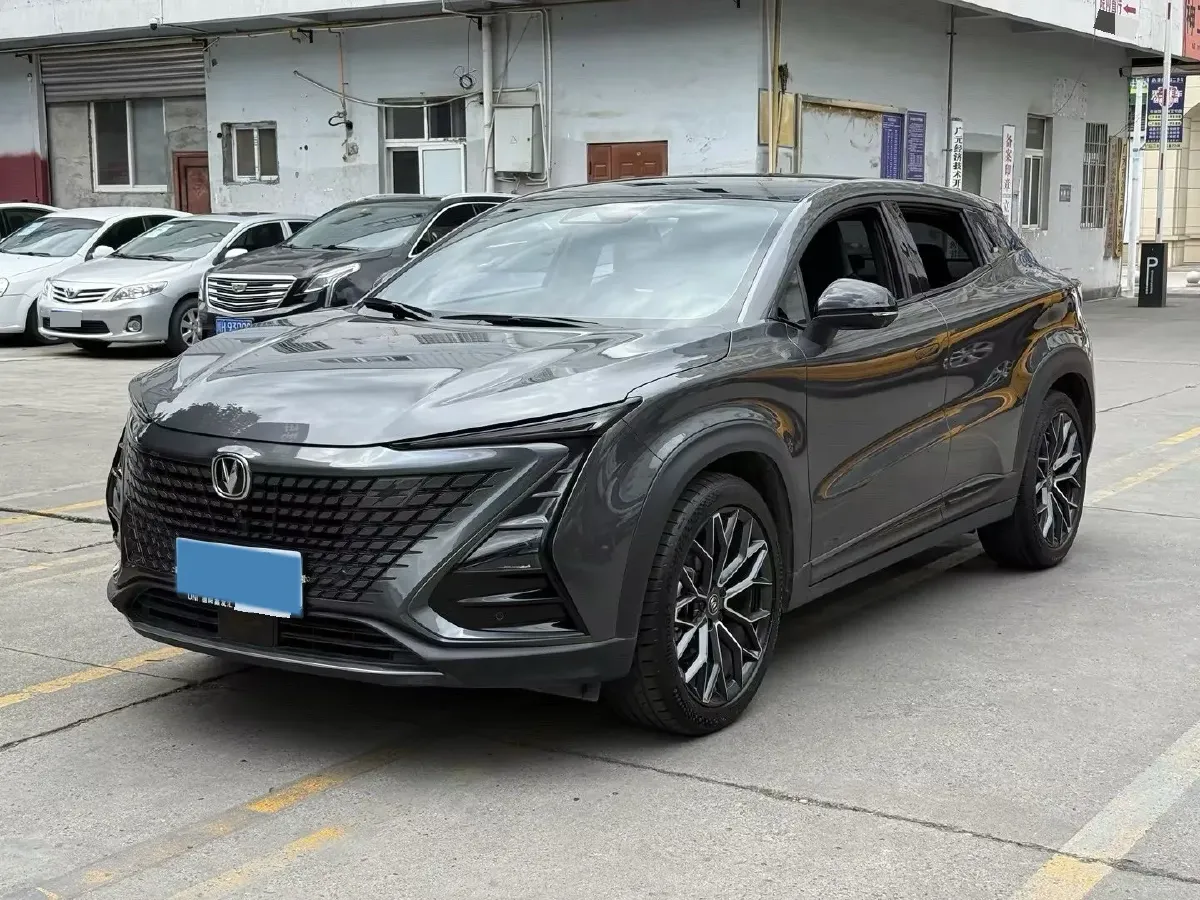 2022 ChangAn UNI-T 1.5T 188HP L4 7DCT,autocango,china used car exporter,china ev exporter,chinese used car exporter,chinese used ev exporter