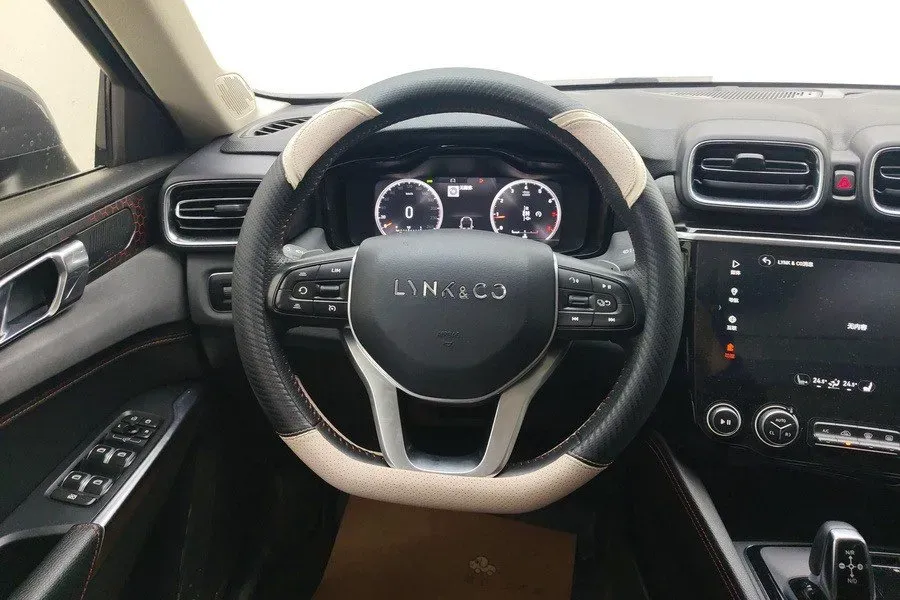 2019 LYNK&CO 02 2.0T 190HP L4 6AT,autocango,china used car exporter,china ev exporter,chinese used car exporter,chinese used ev exporter