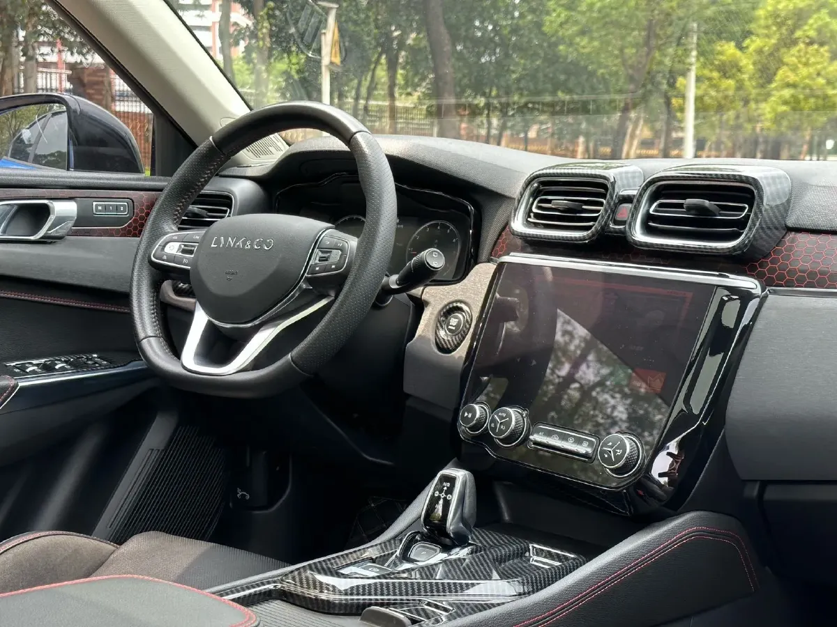 2019 LYNK&CO 02 2.0T 190HP L4 6AT,autocango,china used car exporter,china ev exporter,chinese used car exporter,chinese used ev exporter
