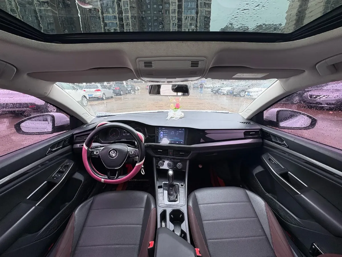 2019 Bestune T77 1.2T 143HP L4 7DCT,autocango,china used car exporter,china ev exporter,chinese used car exporter,chinese used ev exporter
