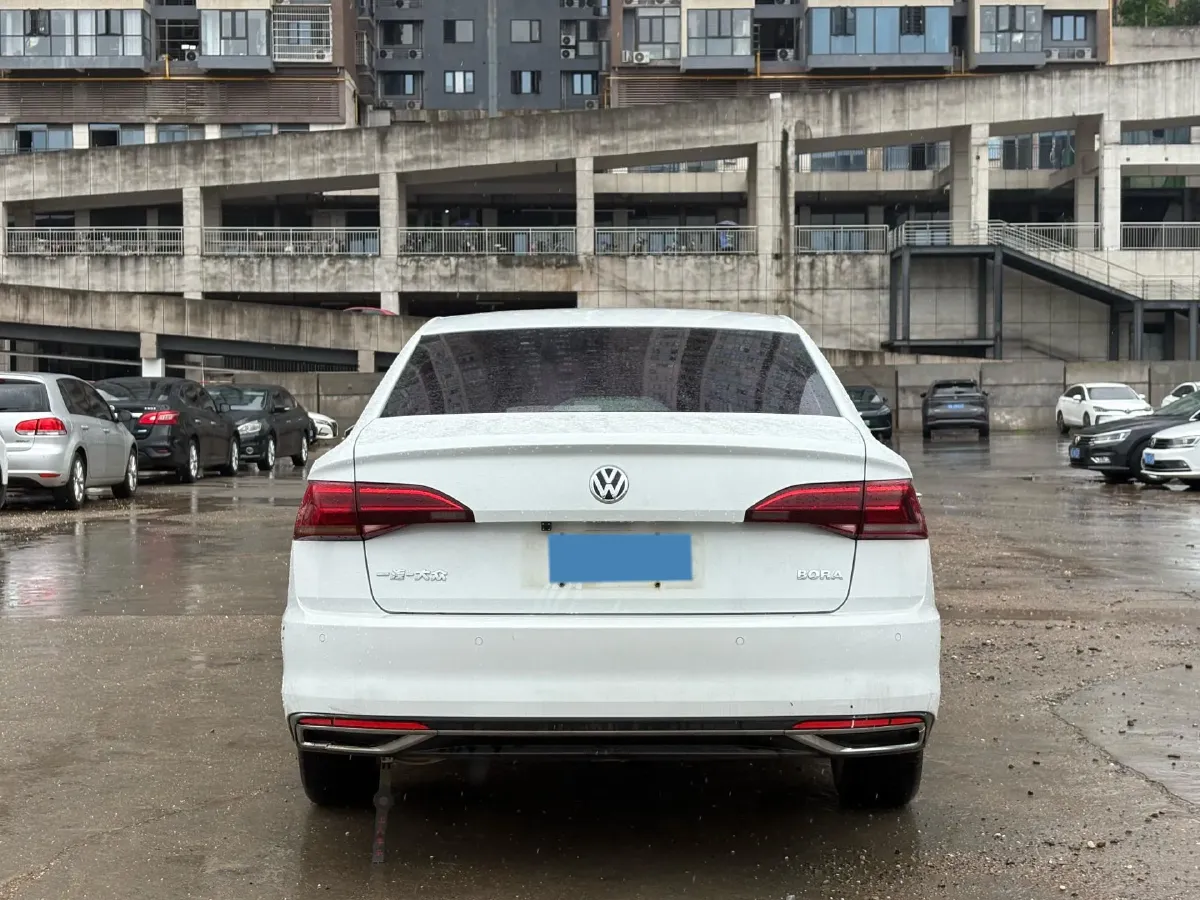 2019 Bestune T77 1.2T 143HP L4 7DCT,autocango,china used car exporter,china ev exporter,chinese used car exporter,chinese used ev exporter