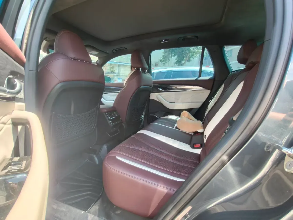 2021 Geely Monjaro 2.0T 218HP L4 7DCT,autocango,china used car exporter,china ev exporter,chinese used car exporter,chinese used ev exporter