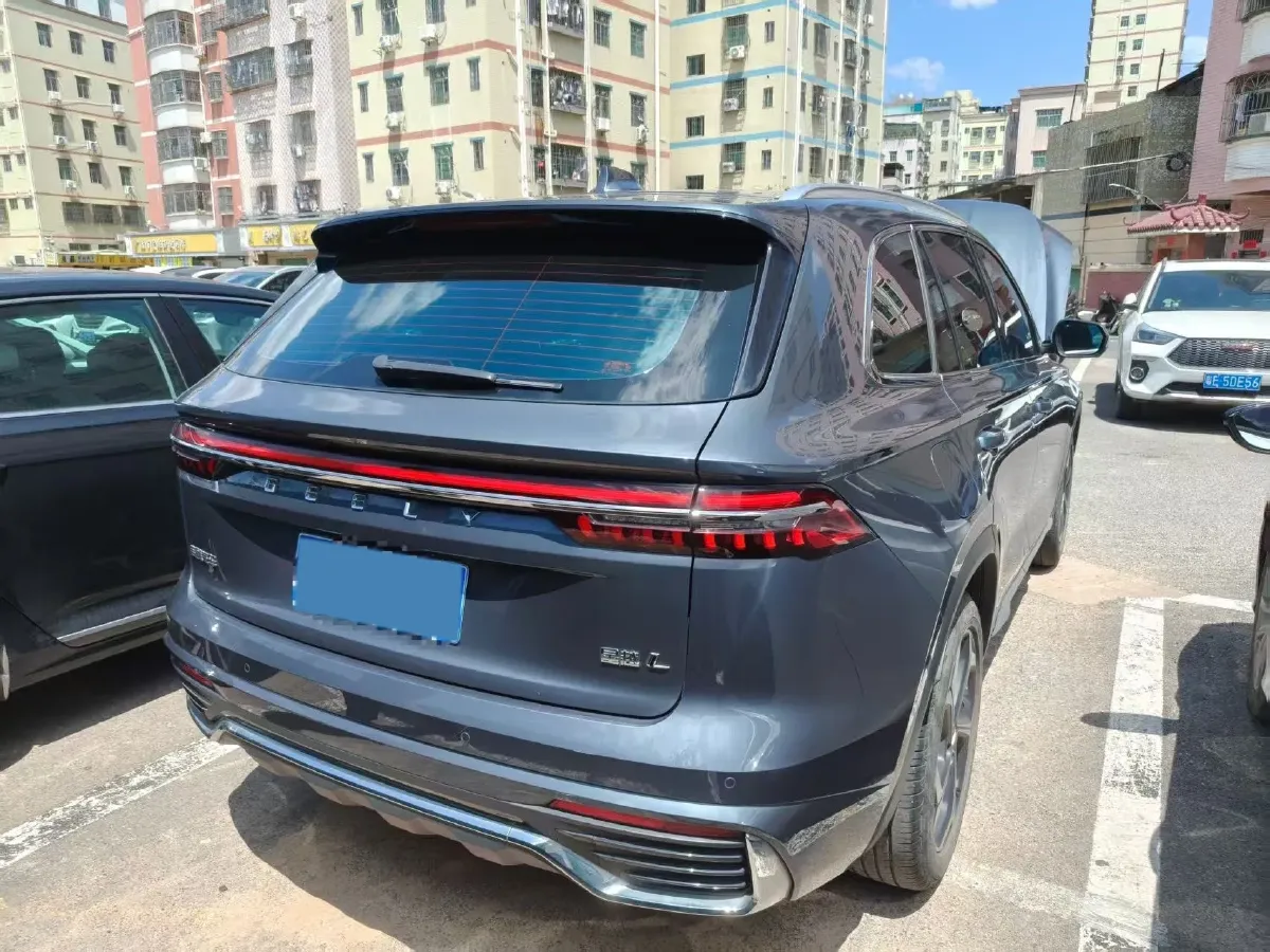 2021 Geely Monjaro 2.0T 218HP L4 7DCT,autocango,china used car exporter,china ev exporter,chinese used car exporter,chinese used ev exporter
