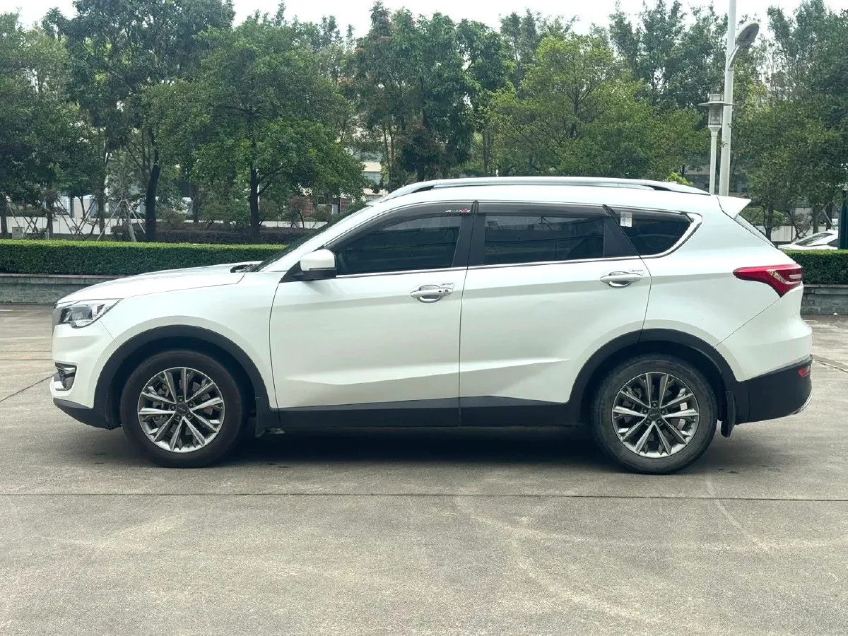 2018 SWM X7 1.5T 156HP L4 6AT,autocango,china used car exporter,china ev exporter,chinese used car exporter,chinese used ev exporter