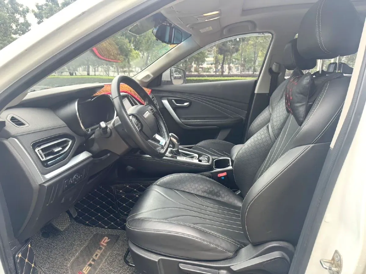 2018 SWM X7 1.5T 156HP L4 6AT,autocango,china used car exporter,china ev exporter,chinese used car exporter,chinese used ev exporter