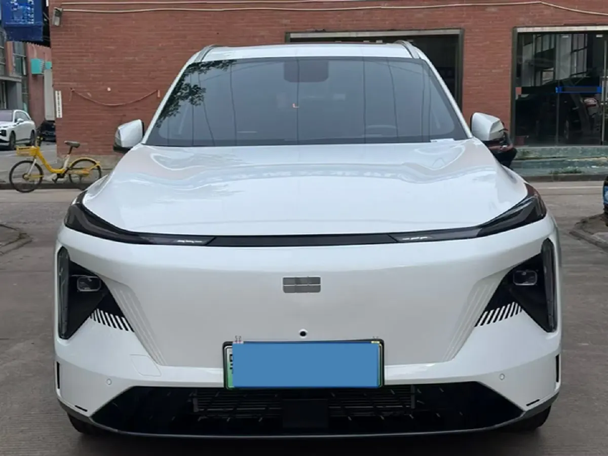 2023 Geely Galaxy L7 1.5T 163HP L4 3DHT PHEV 18.7KWH,autocango,china used car exporter,china ev exporter,chinese used car exporter,chinese used ev exporter