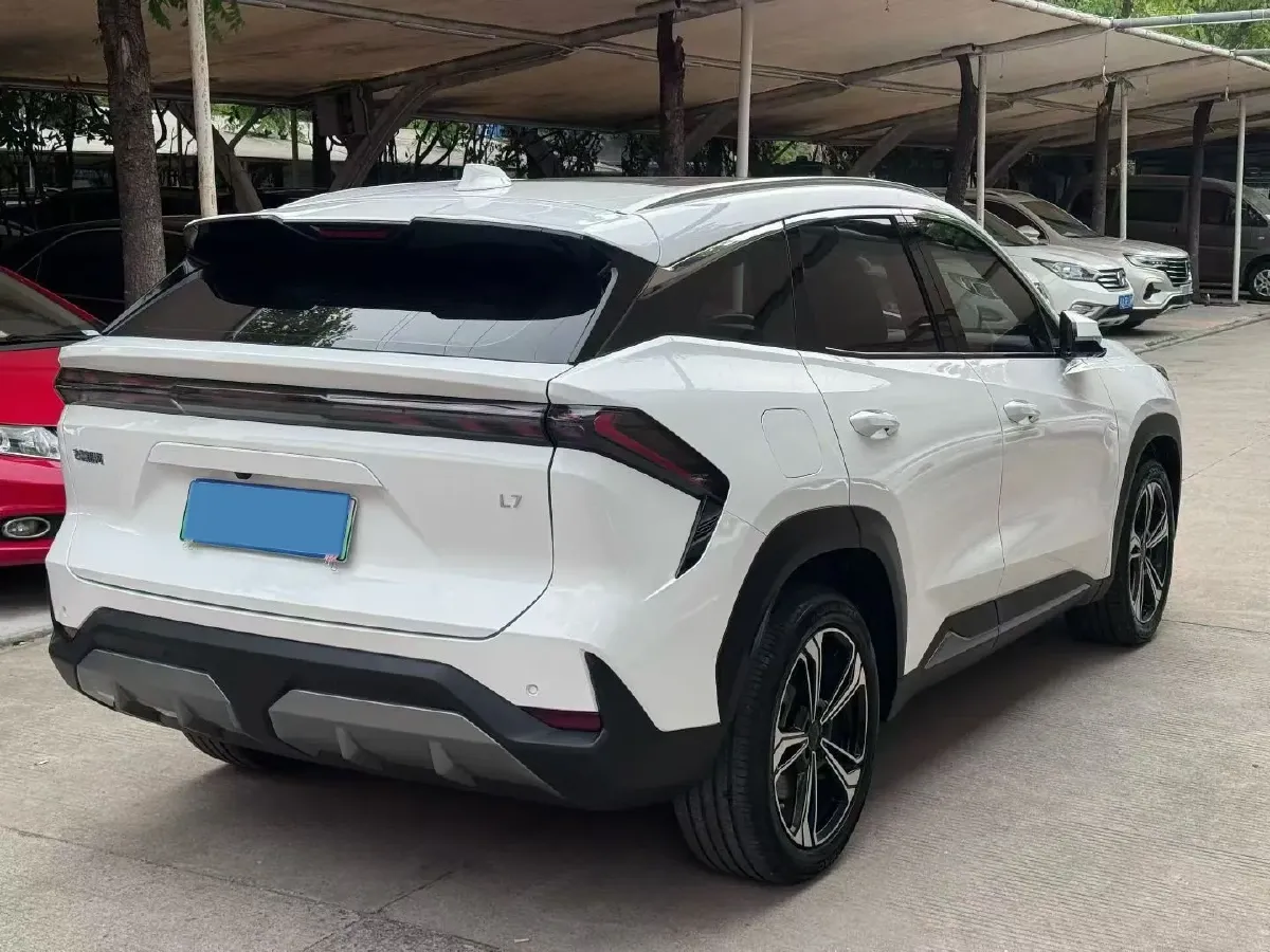 2023 Geely Galaxy L7 1.5T 163HP L4 3DHT PHEV 18.7KWH,autocango,china used car exporter,china ev exporter,chinese used car exporter,chinese used ev exporter