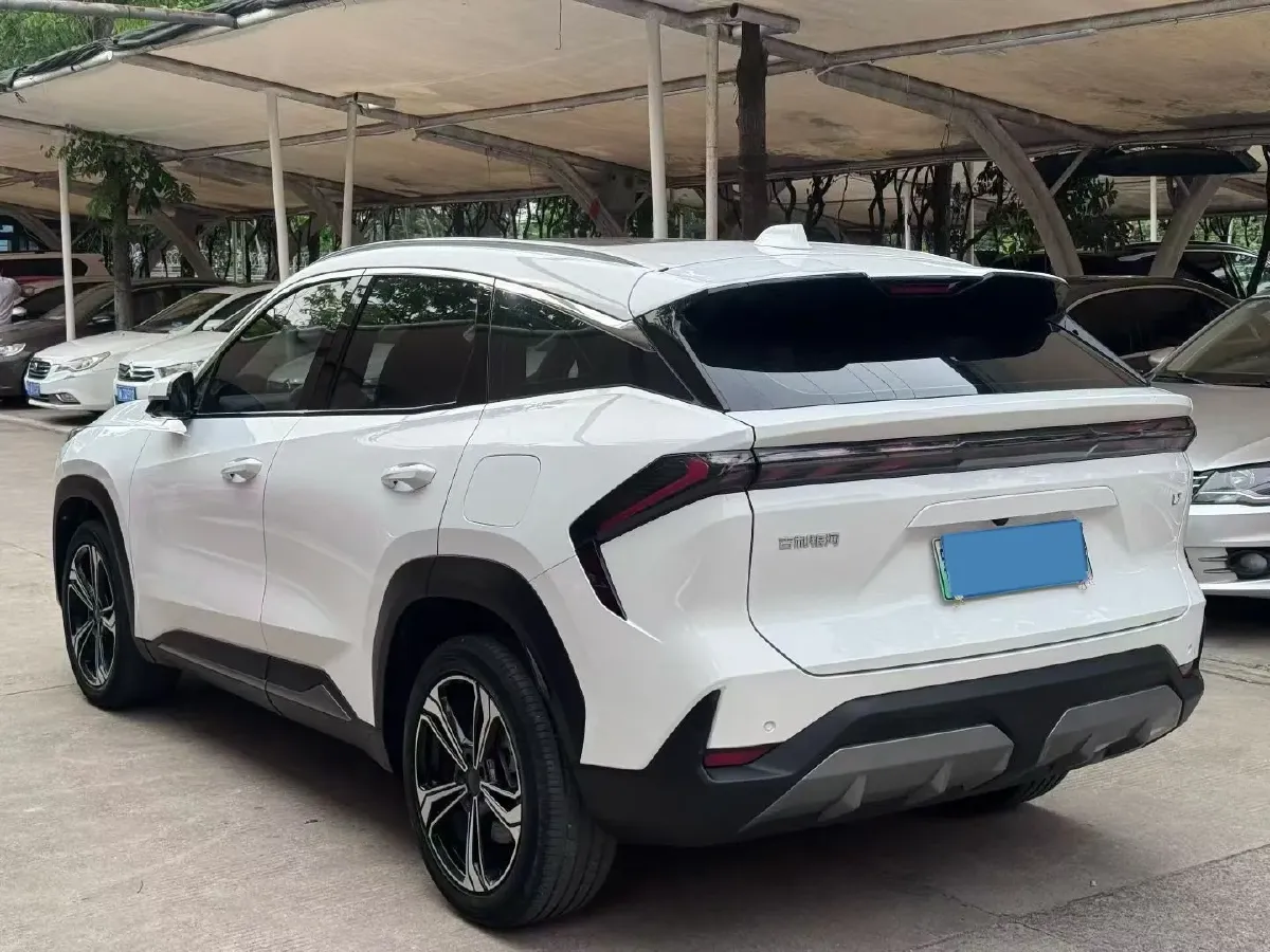 2023 Geely Galaxy L7 1.5T 163HP L4 3DHT PHEV 18.7KWH,autocango,china used car exporter,china ev exporter,chinese used car exporter,chinese used ev exporter