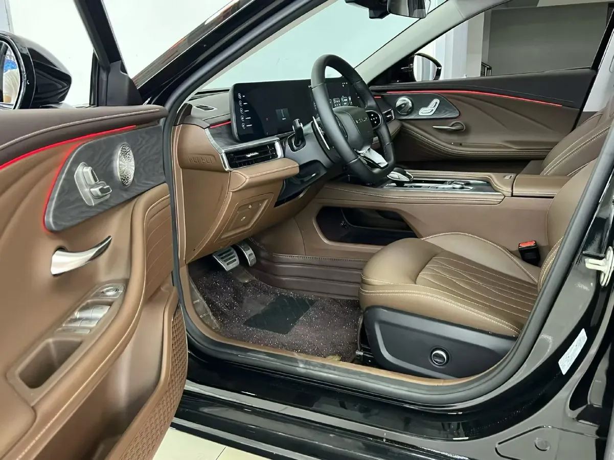2023 Chery Arrizo 8 2.0T 254HP L4 7DCT,autocango,china used car exporter,china ev exporter,chinese used car exporter,chinese used ev exporter