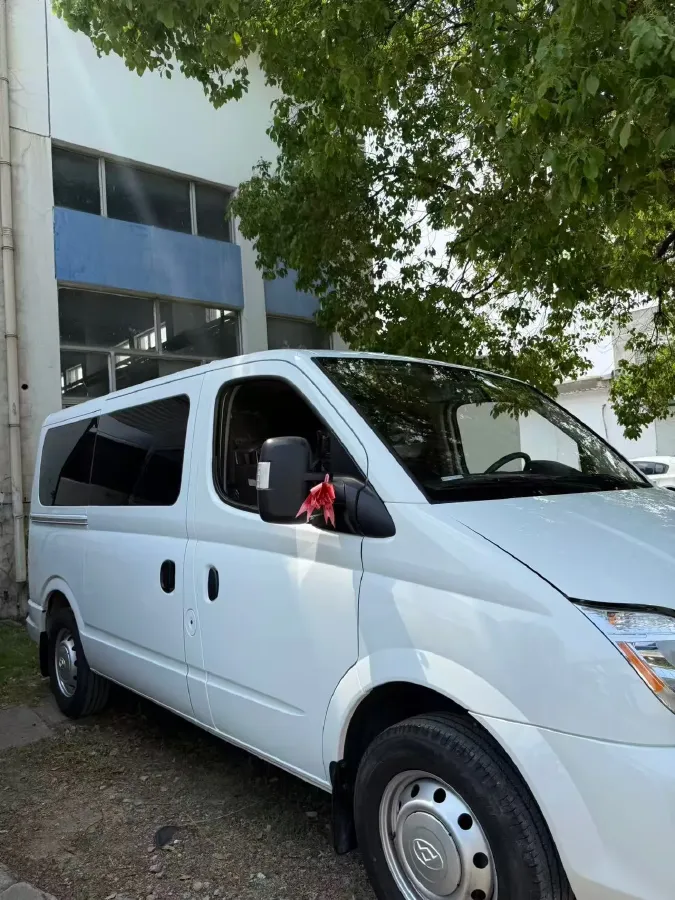 2025 MAXUS XinTu V80 2.0T 147HP L4 6MT,autocango,china used car exporter,china ev exporter,chinese used car exporter,chinese used ev exporter