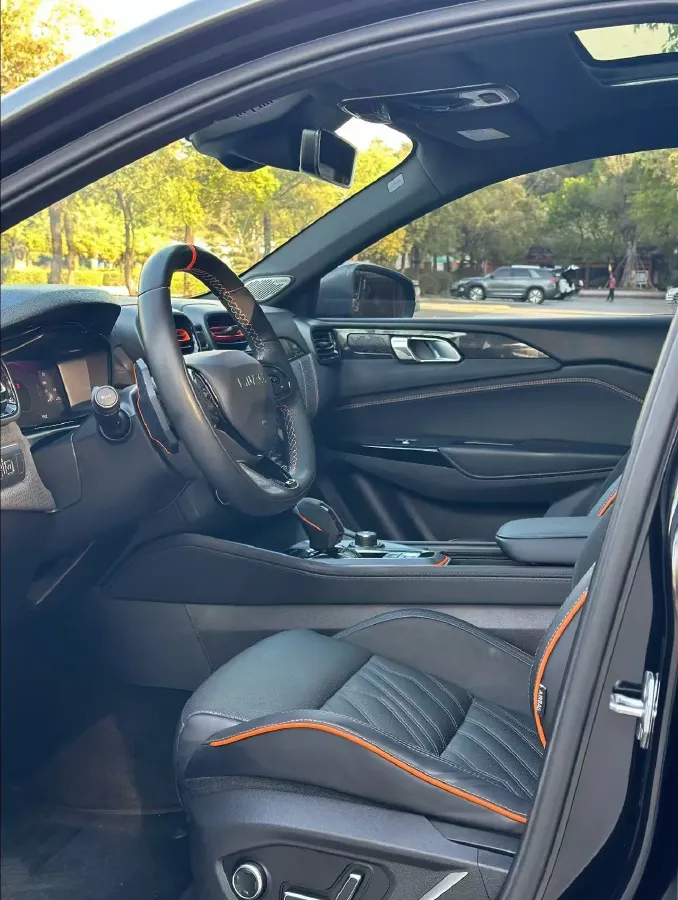 2021 LYNK&CO 02 Hatchback 2.0T 254HP L4 8AT,autocango,china used car exporter,china ev exporter,chinese used car exporter,chinese used ev exporter