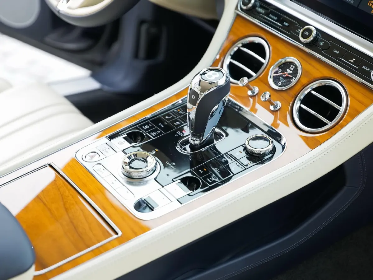 2020 Bentley Continental 4.0T 549HP V8 8DCT,autocango,china used car exporter,china ev exporter,chinese used car exporter,chinese used ev exporter