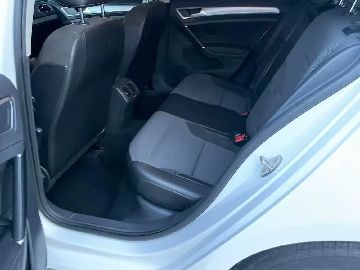 2018 Volkswagen Golf 1.4T 131HP L4 7DCT,autocango,china used car exporter,china ev exporter,chinese used car exporter,chinese used ev exporter