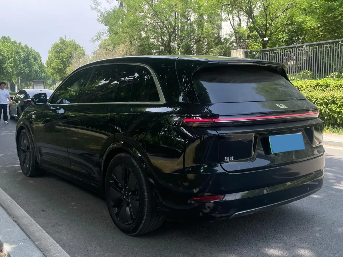 2024 Li L7 Range Extended 154HP REEV 42.8KWH,autocango,china used car exporter,china ev exporter,chinese used car exporter,chinese used ev exporter