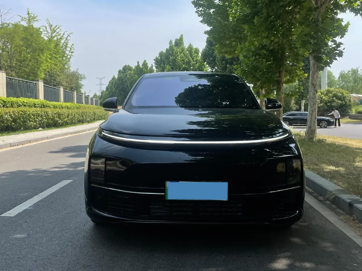 2024 Li L7 Range Extended 154HP REEV 42.8KWH,autocango,china used car exporter,china ev exporter,chinese used car exporter,chinese used ev exporter