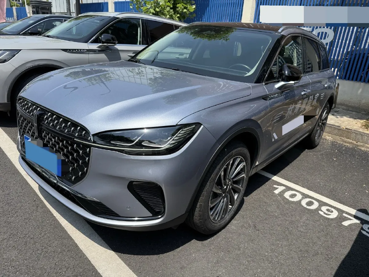 2024 Lincoln Corsair 2.0T 261HP L4 8AT,autocango,china used car exporter,china ev exporter,chinese used car exporter,chinese used ev exporter