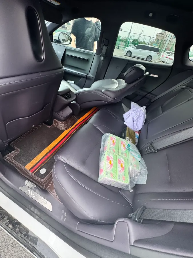 2025 Avatr 06 REEV 156HP REEV,autocango,china used car exporter,china ev exporter,chinese used car exporter,chinese used ev exporter