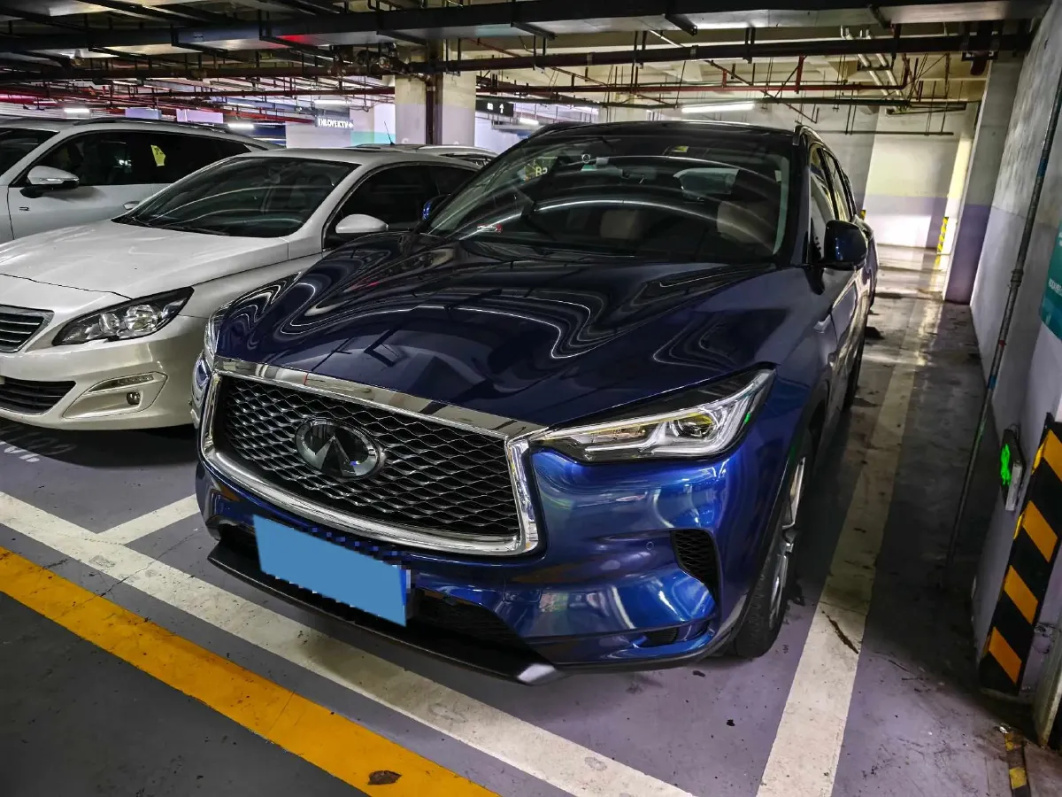 2020 Infiniti QX50 2.0T 272HP L4 CVT,autocango,china used car exporter,china ev exporter,chinese used car exporter,chinese used ev exporter