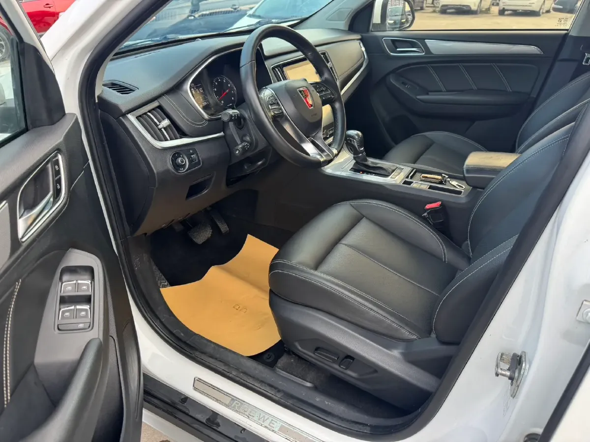 2020 Roewe i6 1.5T 169HP L4 7DCT,autocango,china used car exporter,china ev exporter,chinese used car exporter,chinese used ev exporter
