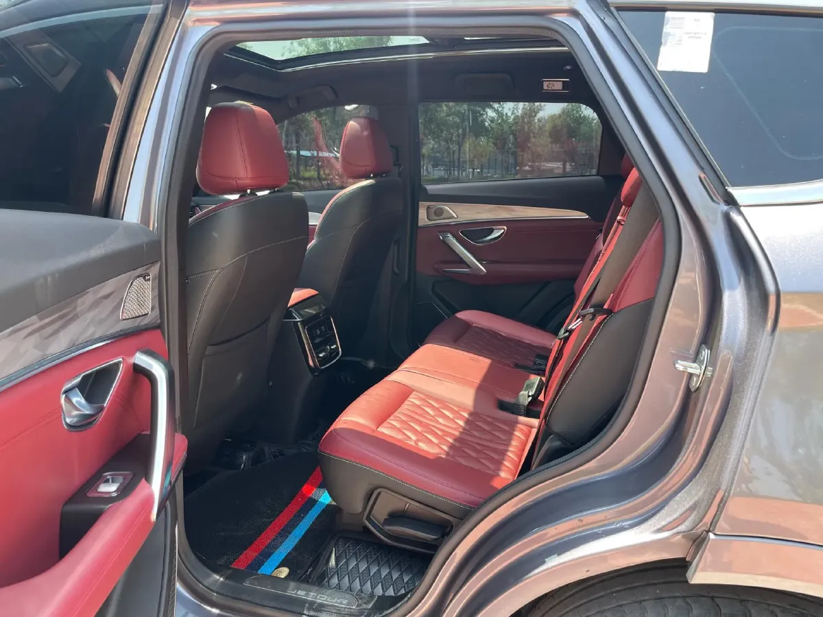 2023 Jetour X70 Plus 1.6T 197HP L4 7DCT,autocango,china used car exporter,china ev exporter,chinese used car exporter,chinese used ev exporter