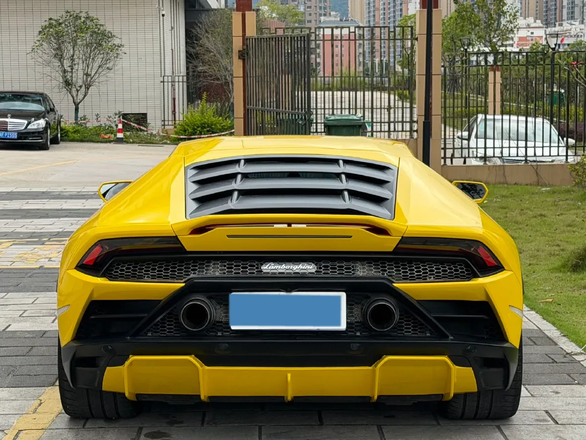 2020 Lamborghini Huracán 5.2L 611HP V10 7DCT,autocango,china used car exporter,china ev exporter,chinese used car exporter,chinese used ev exporter