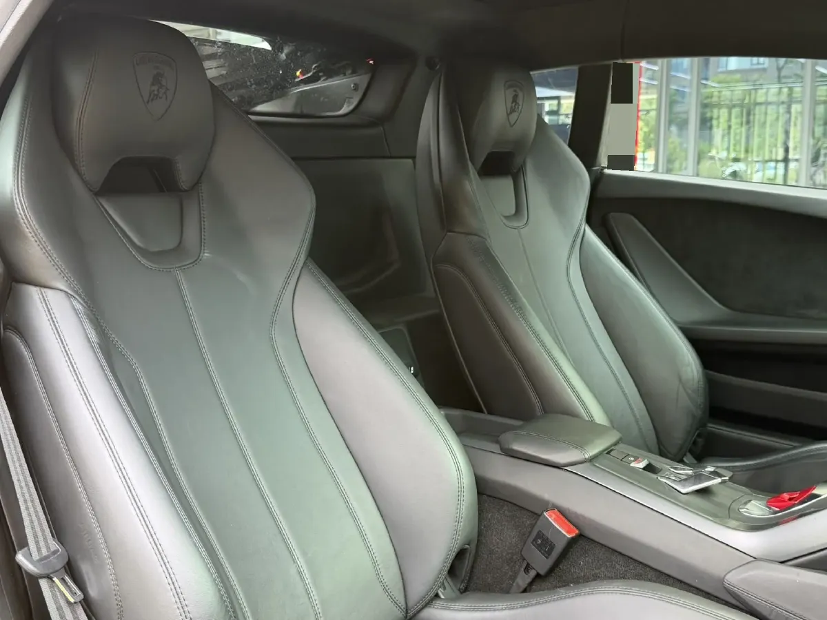 2020 Lamborghini Huracán 5.2L 611HP V10 7DCT,autocango,china used car exporter,china ev exporter,chinese used car exporter,chinese used ev exporter