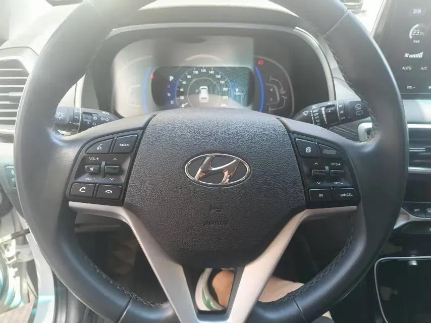 2020 Hyundai Tucson 1.6T 177HP L4 7DCT,autocango,china used car exporter,china ev exporter,chinese used car exporter,chinese used ev exporter